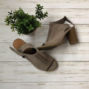 ✩ Gap ✩ covered heels gray